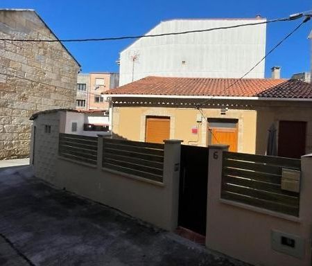 Casa Xulio Camba Villa Villanueva De Arosa Bagian luar foto